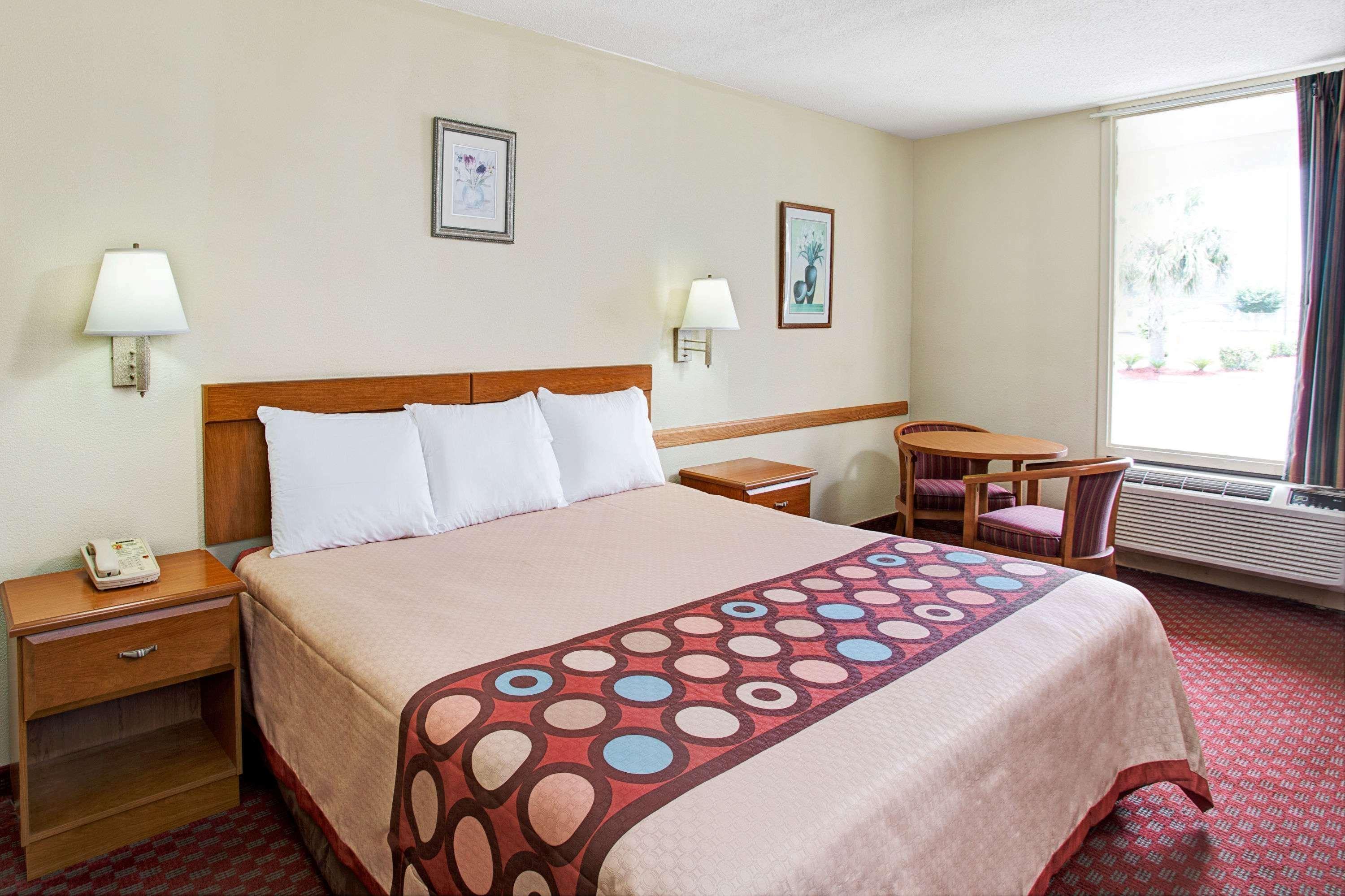 Hotel Super 8 By Wyndham Walterboro Exterior foto